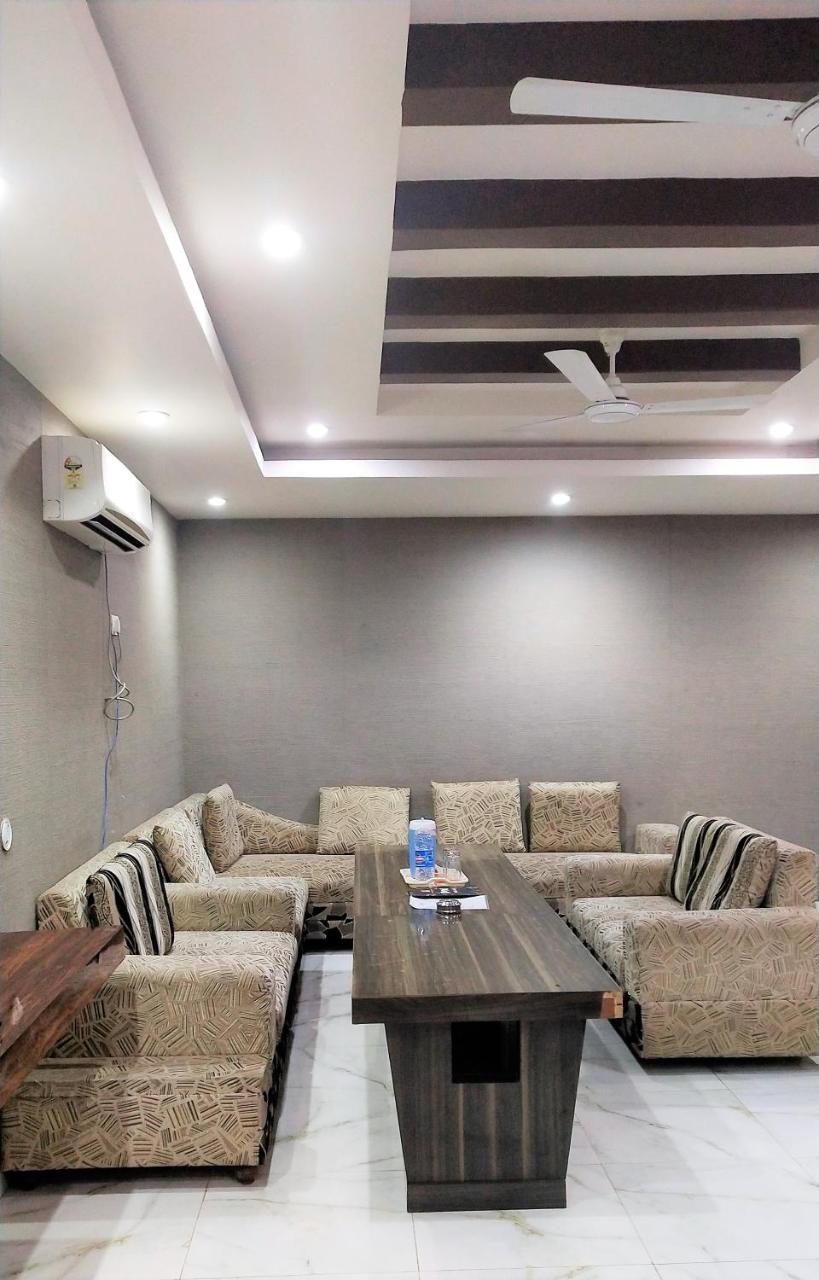 Hotel Syona Residencia Lucknow Exterior foto